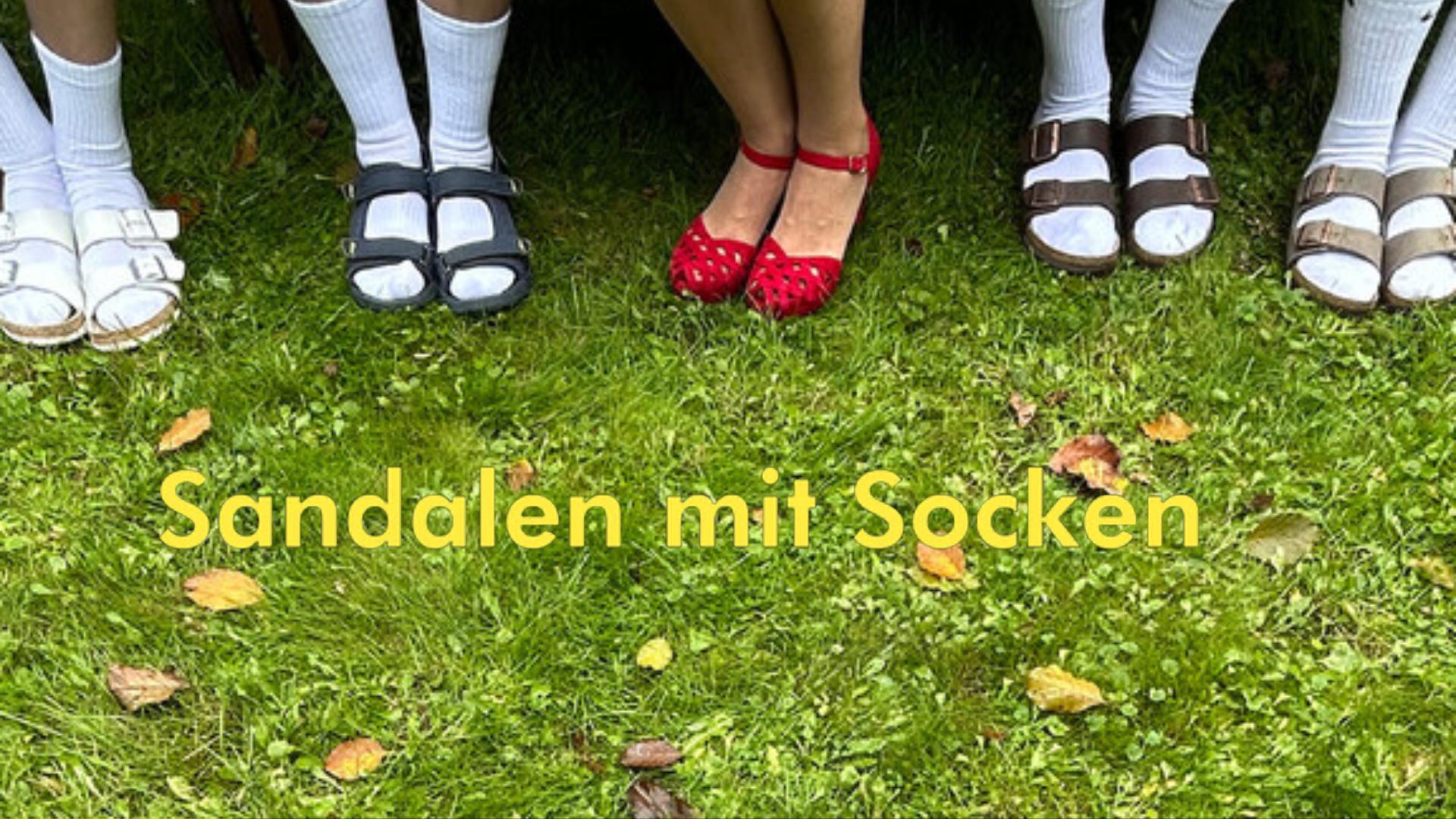 Sandalen mit Socken